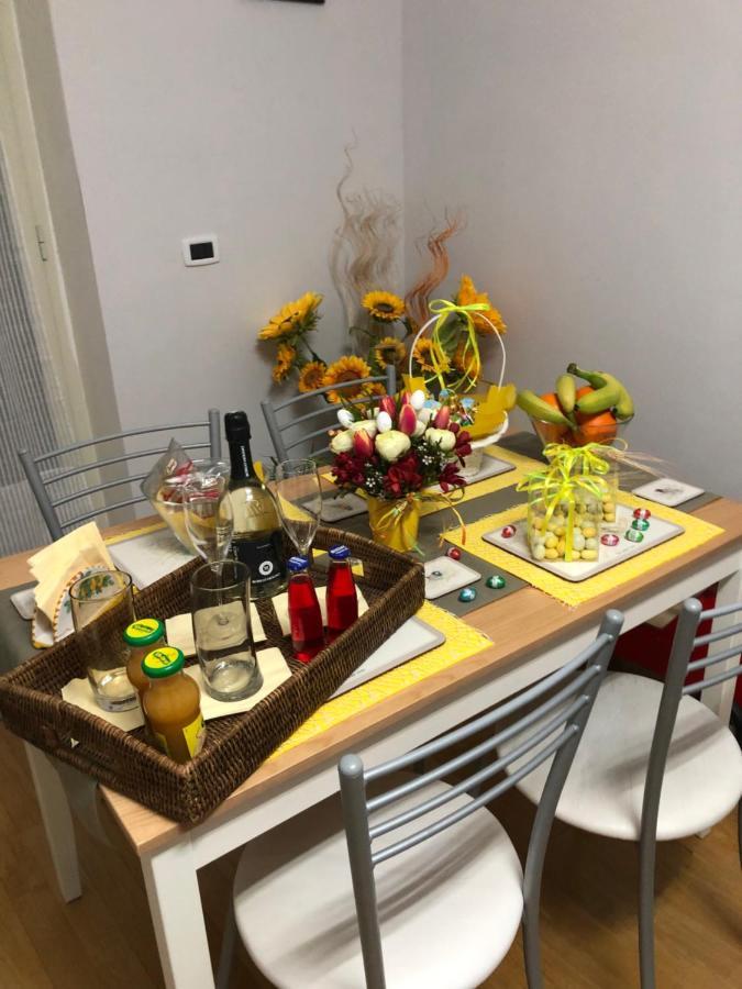 Il Giardino Della Reggia Acomodação com café da manhã Caserta Exterior foto