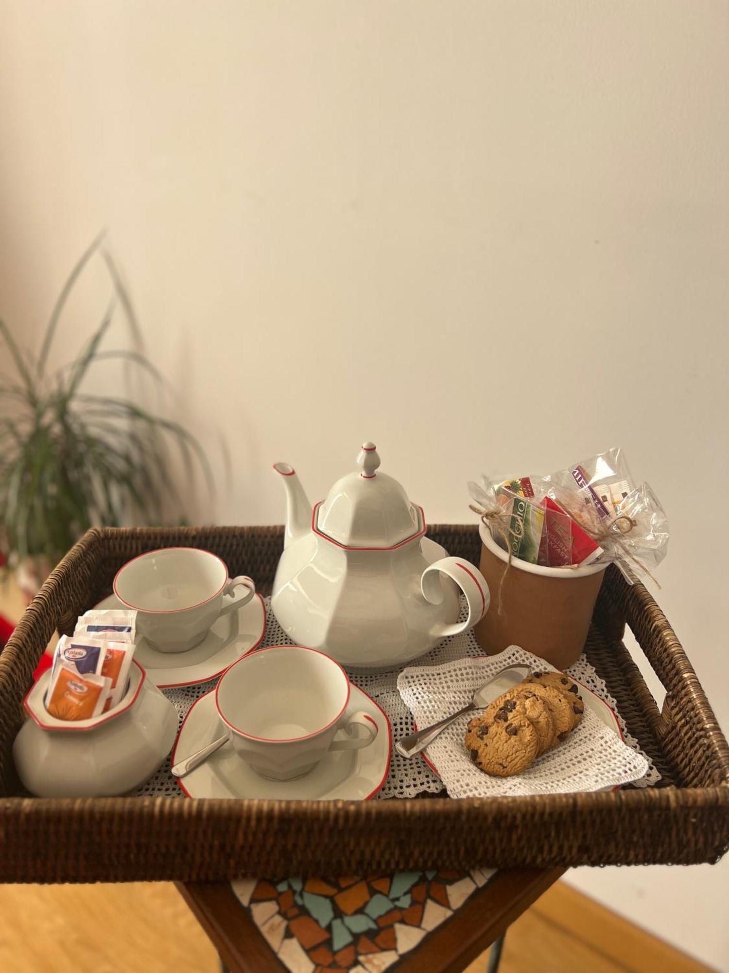 Il Giardino Della Reggia Acomodação com café da manhã Caserta Exterior foto